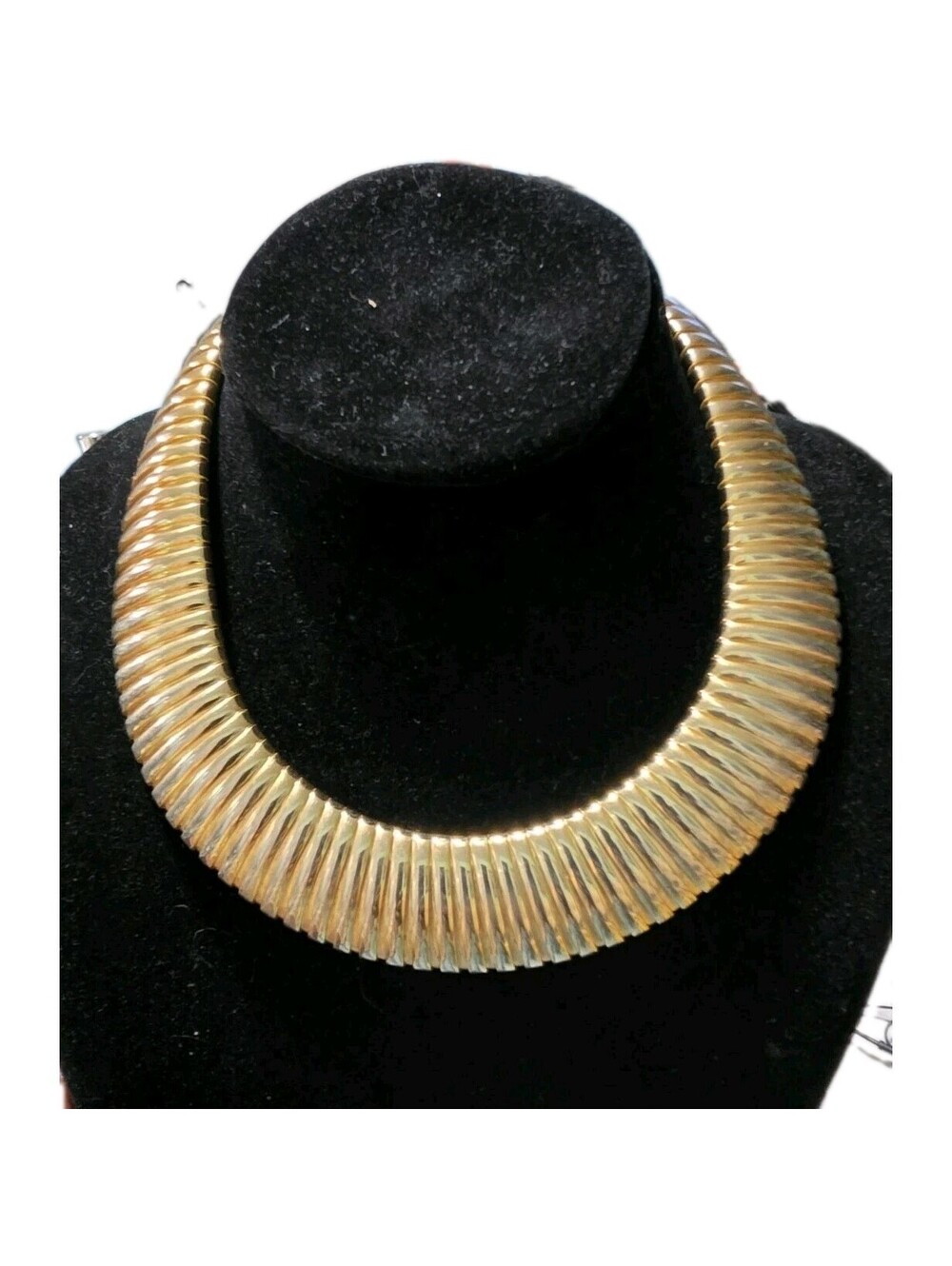 Gold Tone Ribbed Omega Tubogas Choker Collar Statement Necklace 18"